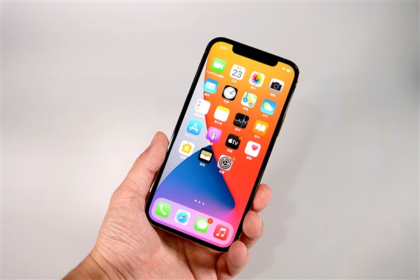 小店苹果手机维修分享iOS 14.2修订版已到，专属iPhone 12系列 