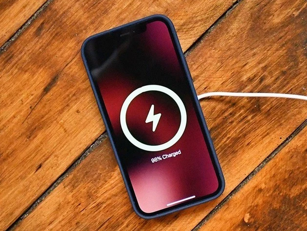 小店苹果手机维修分享iPhone 12可以随便充电吗 